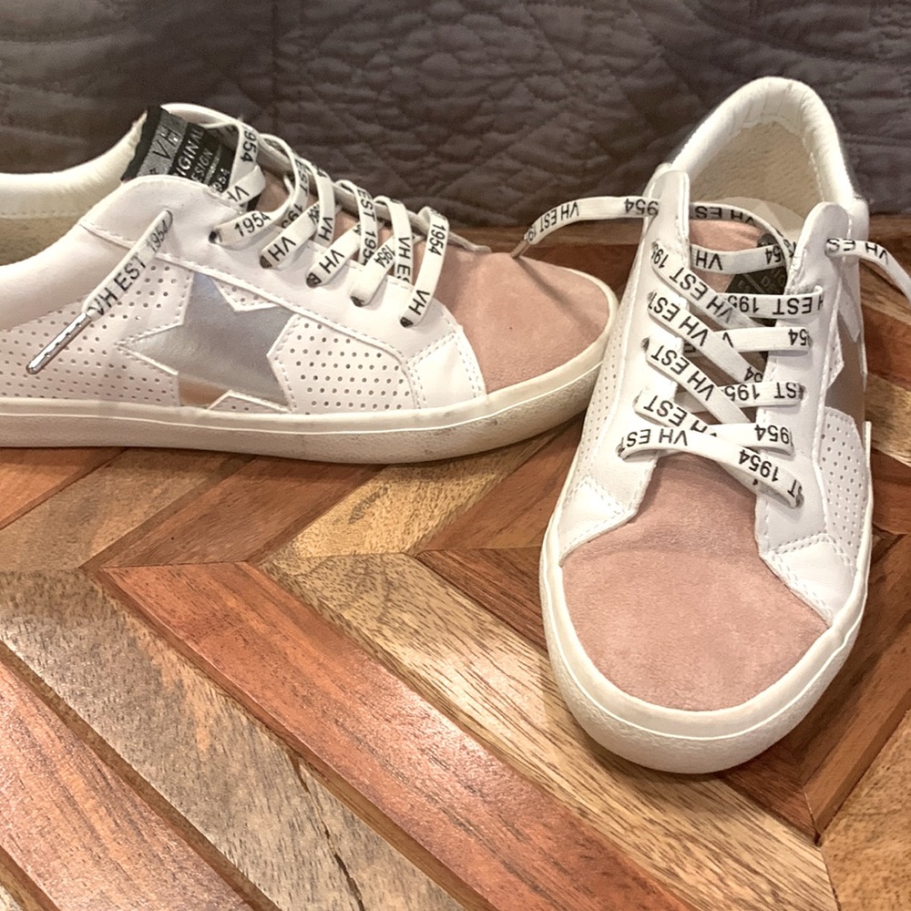 Vintage Havana sneakers